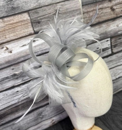 Light grey silver mesh - /,