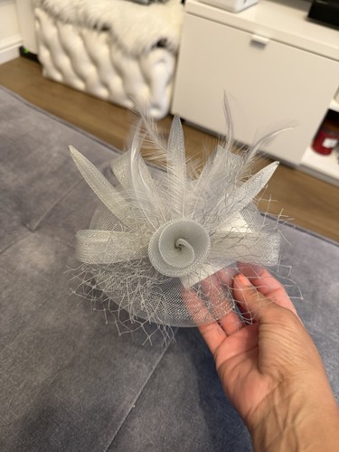 Silver small clip fascinator - small,